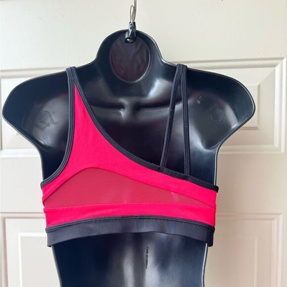 Lululemon Forget The Rest Bra
Flamenco Red / Black Size 4 - Picture 7 of 13